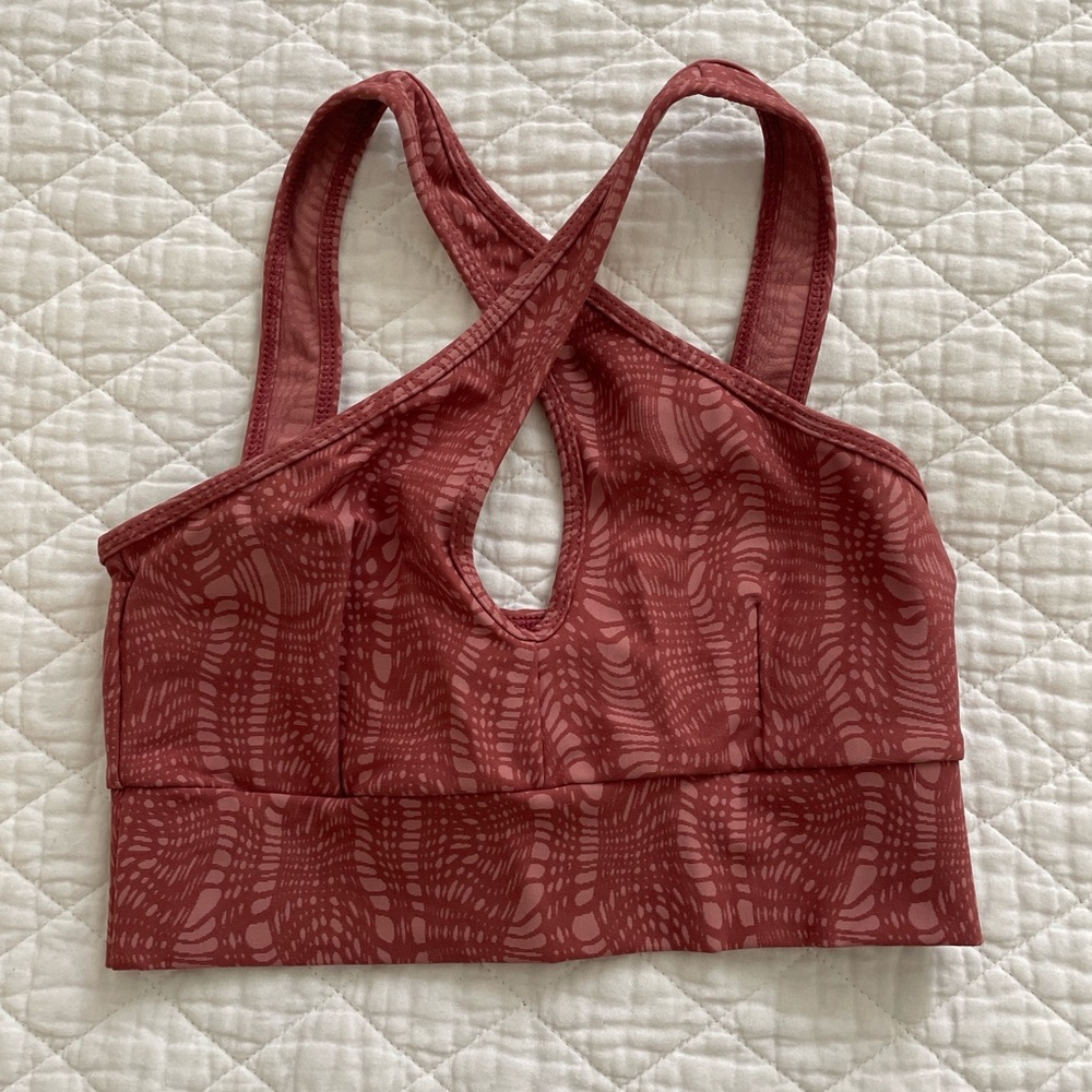 Patterned Sports Bra and Leggings Set Size Small - Picture 4 of 5
